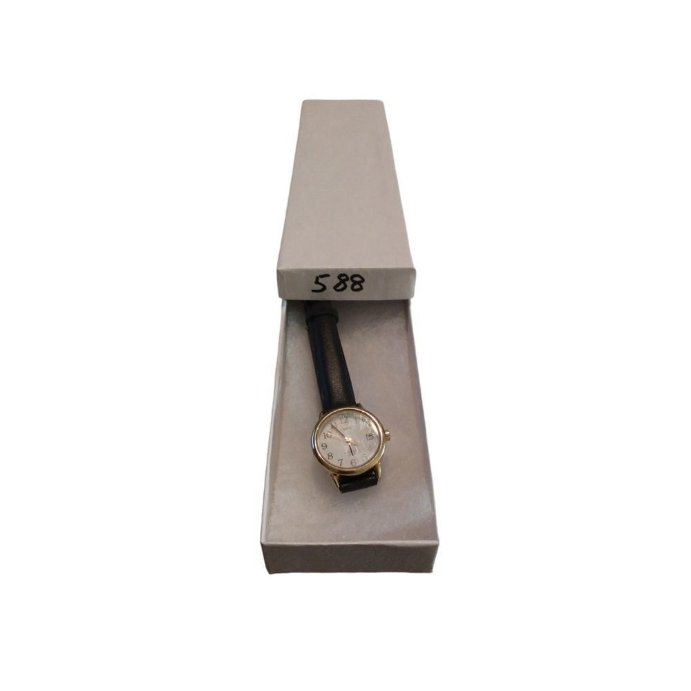 Vintage Timex with Indiglo - Picture 7 of 8